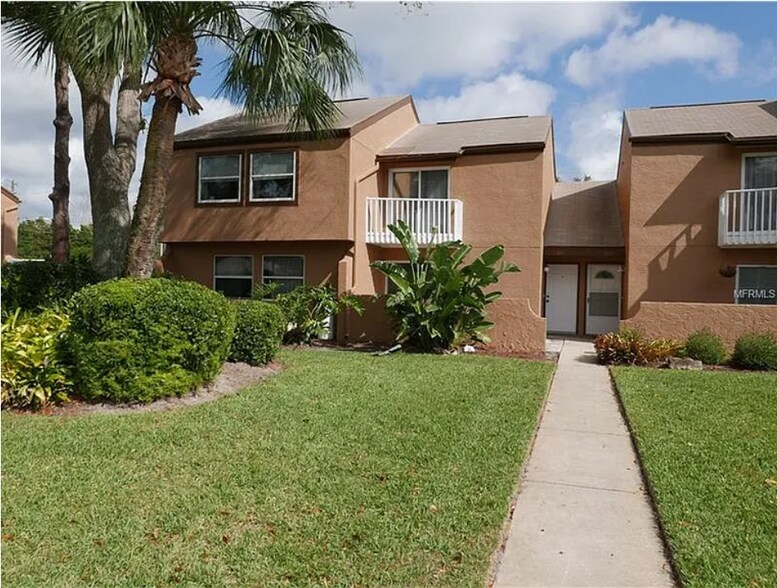 Building Photo - 1811 Clearbrooke Dr