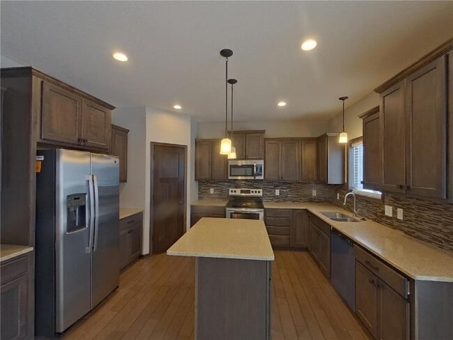 Building Photo - 16043 Estate Ln