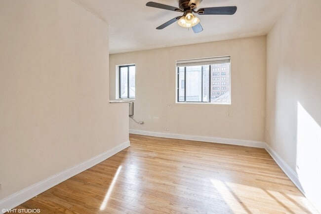 Building Photo - 1430 N Dearborn St