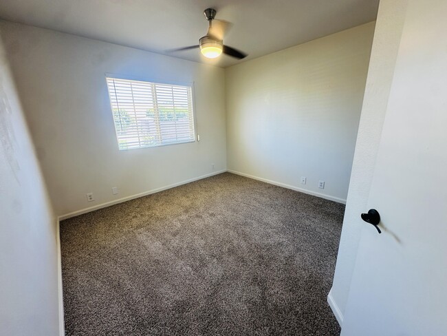 Building Photo - 78780 Birchcrest Cir