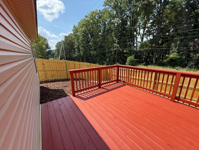 Building Photo - 1008 Raven Walk Dr