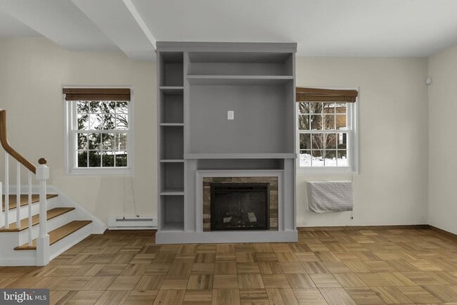 Building Photo - 1400 Martha Custis Dr