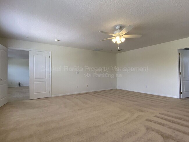 Building Photo - 9836 Old Patina Way