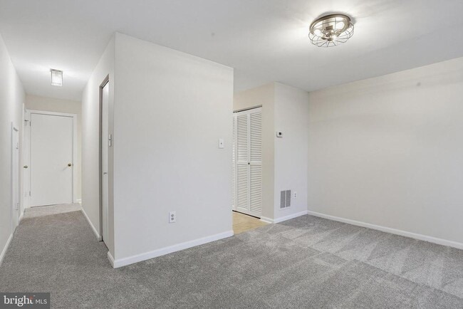 Building Photo - 5139 Dudley Ln