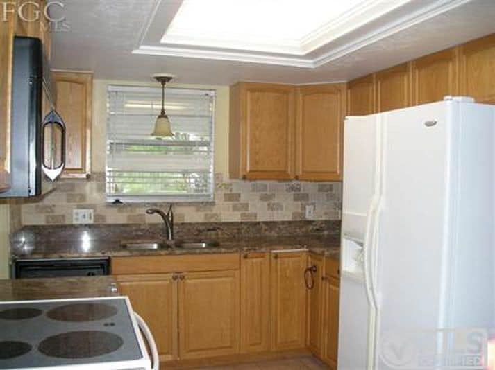 Kitchen - 1418 SE 44th St
