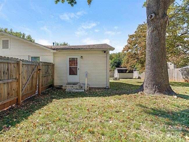 Building Photo - 3523 Clardy Ct