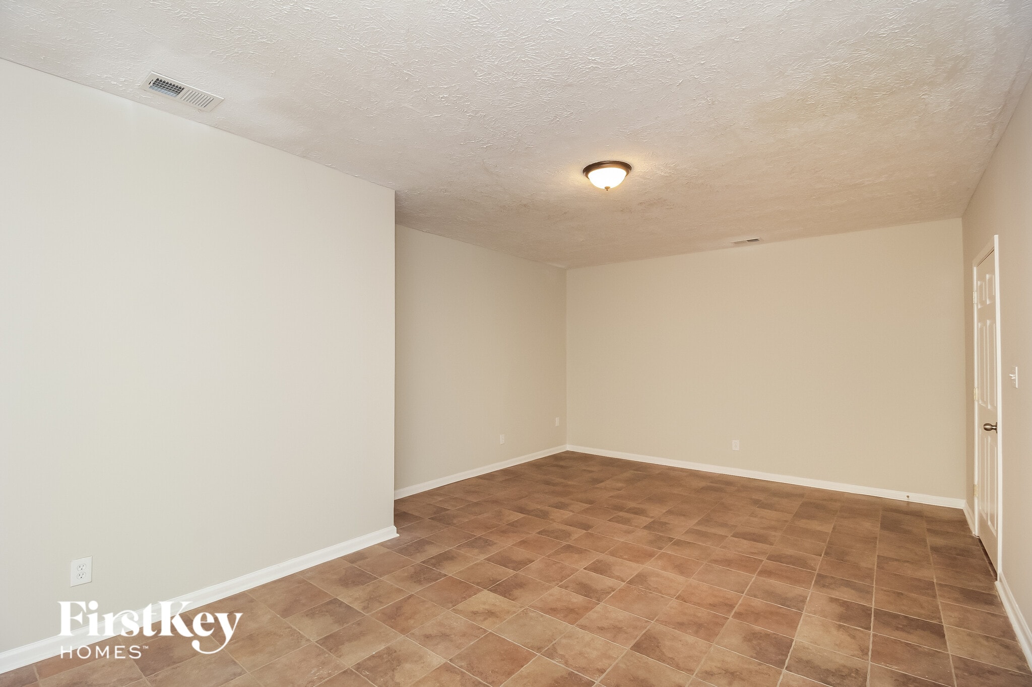 Building Photo - 14 Windcliff Ct SW