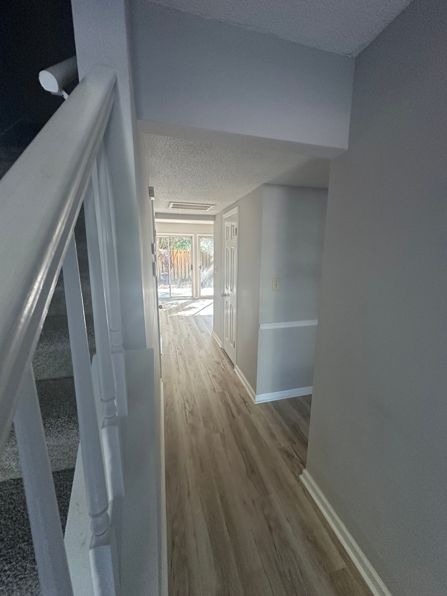 Entry way - 910 Dolphin Ct