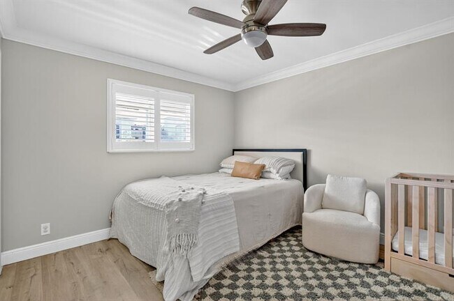 Building Photo - 55 SE 14th St