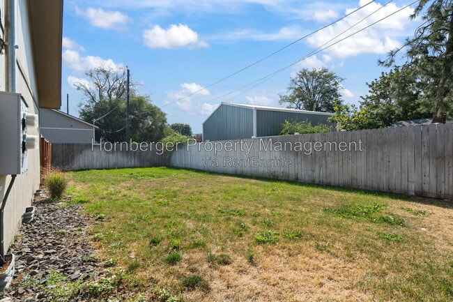 Building Photo - 14412 E Heroy Ln