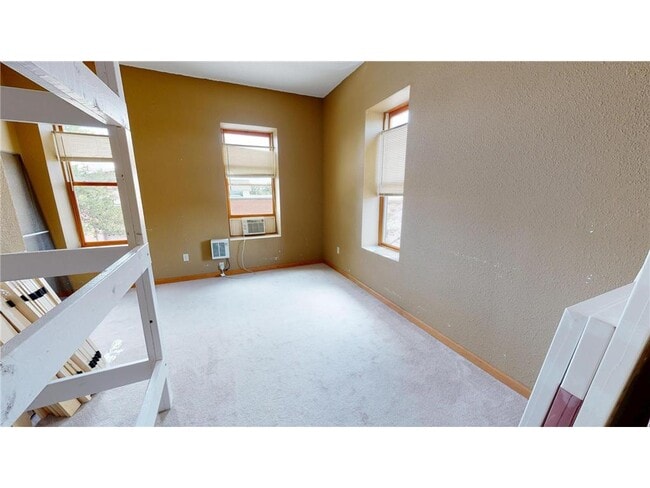 Building Photo - 539 Pacific Ave SW