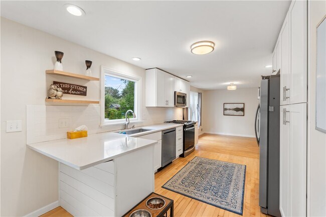 Building Photo - 20 Paddington Dr