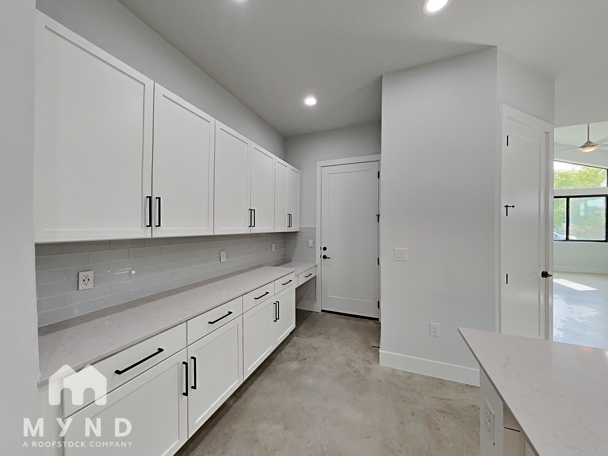 Building Photo - 2820 Prado St