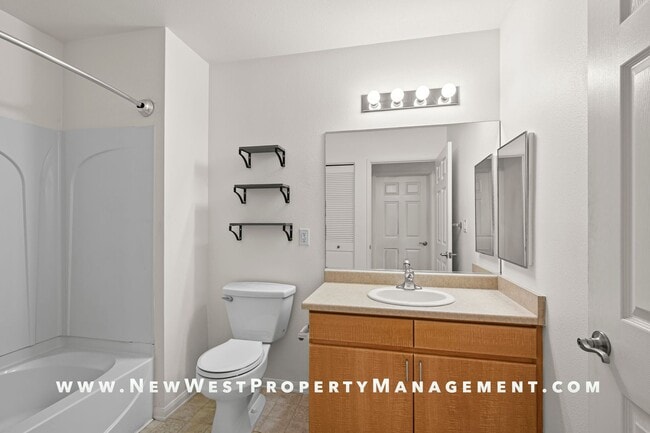Building Photo - Charming Little Italy 1-Bedroom at Portico! Small Pet OK! Available Now!