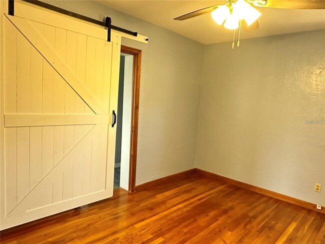 Building Photo - 3606 S Thatcher Ave