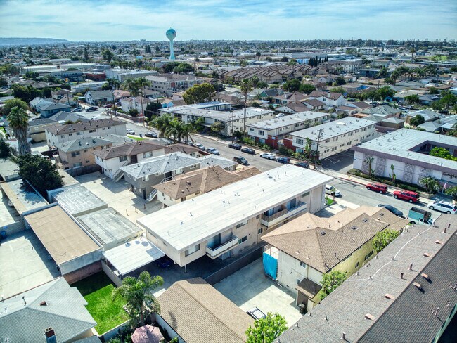 Floorplan - 12236 Manor Dr.