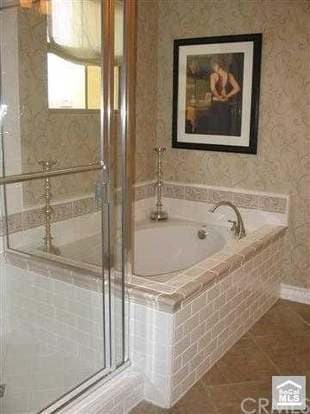 Building Photo - 180 Guinevere-