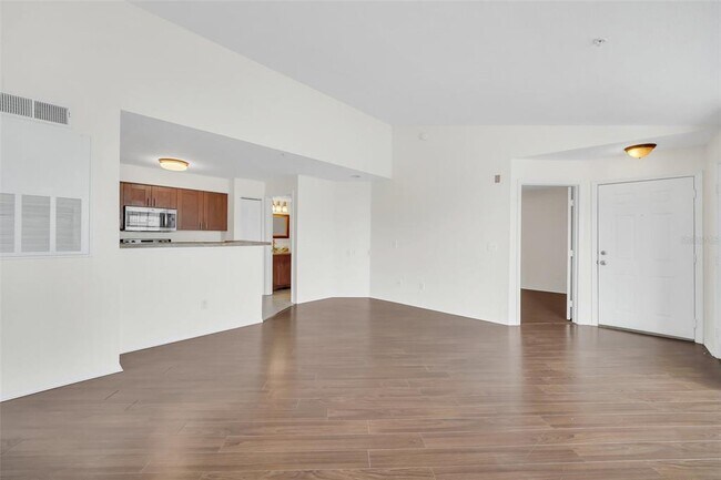 Building Photo - 2210 Grand Cayman Ct