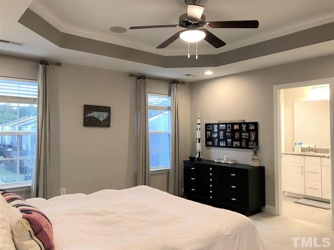 Building Photo - Former Model Townhome for Rent