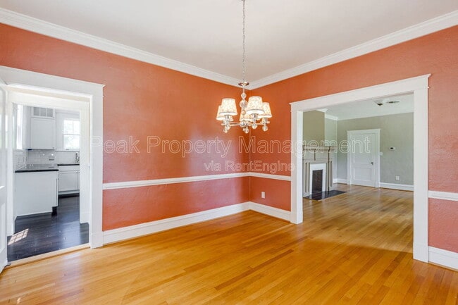 Building Photo - 1404 Wilmington Ave W