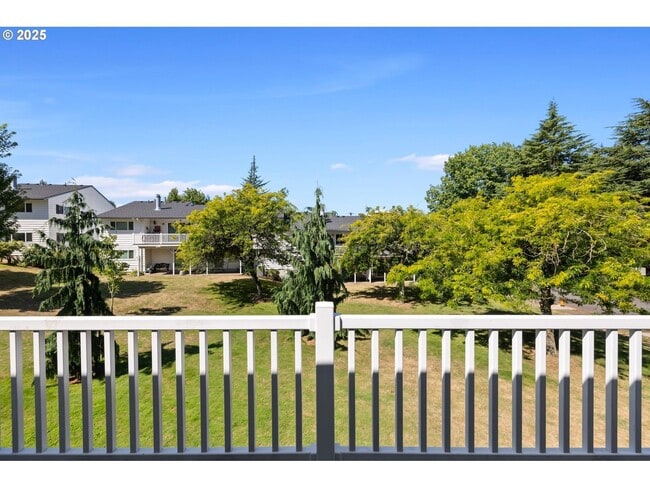 Building Photo - Bright and Open 1,638 SqFt Home Featuring Fireplace, Updated Kitchen & Scenic Outdoor Views ***Wa...