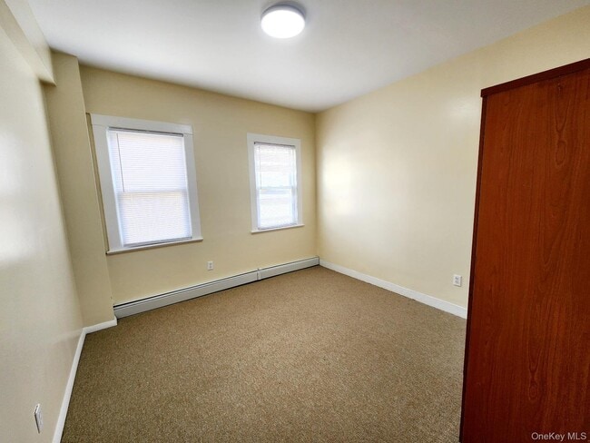 Building Photo - 148 N Pascack Rd