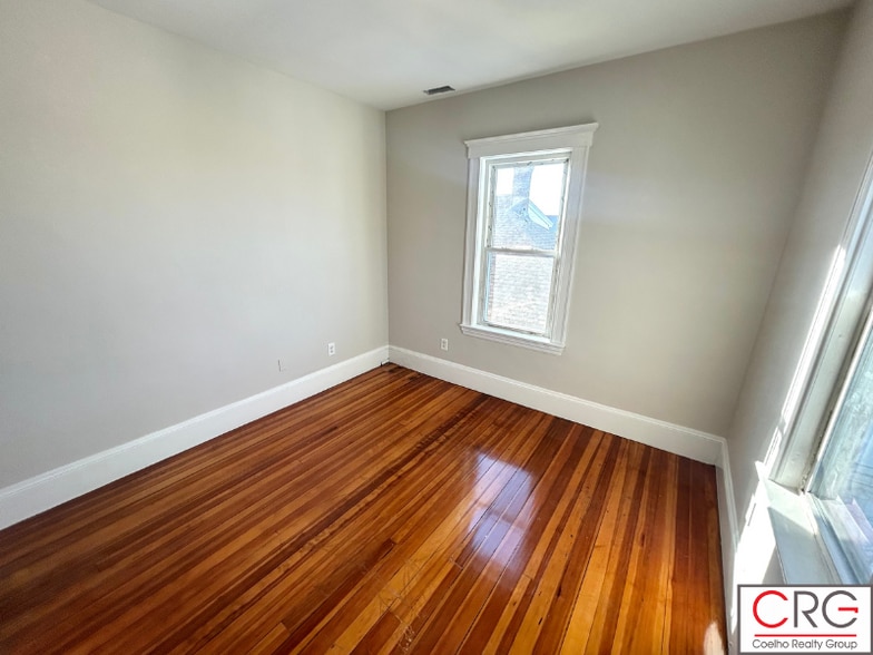 Building Photo - 79 3rd St