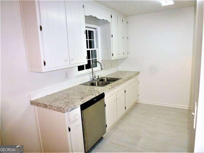 Building Photo - 382 Cross Creek Pl