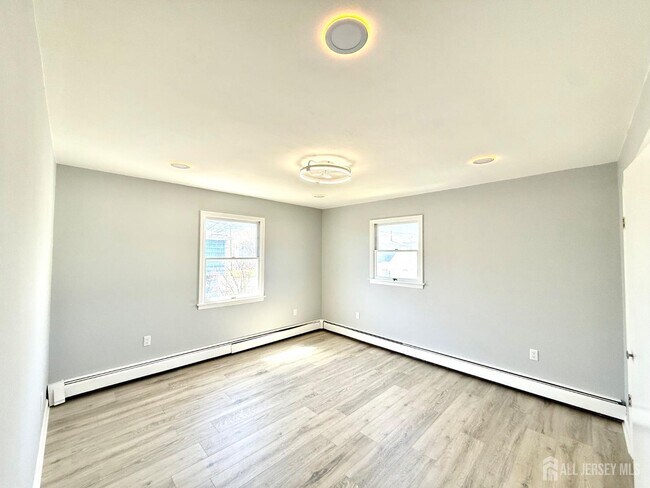 Building Photo - 35 Fiat Ave