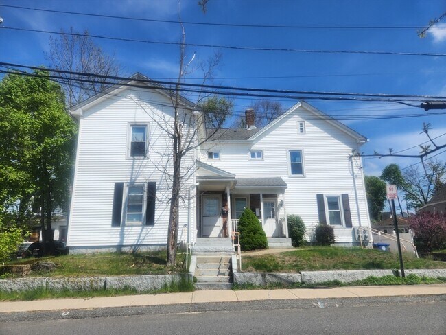 Primary Photo - 30 Mt Pleasant Ave