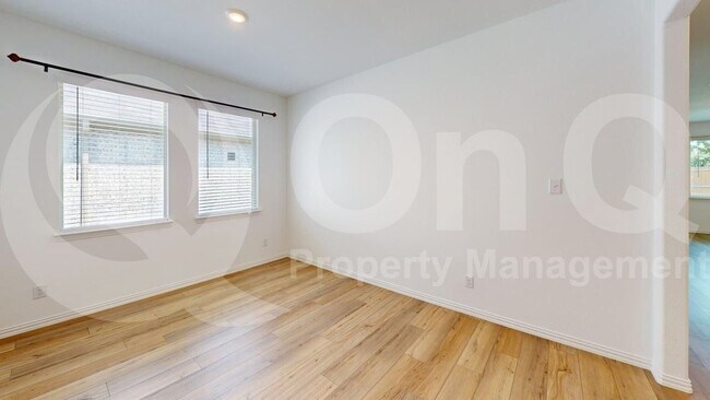 Building Photo - 936 Longleaf Ln