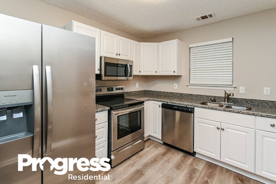 Building Photo - 180 S Barbara Ln