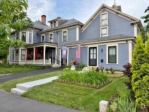 Building Photo - Private and Stylish One-Bedroom, Available...