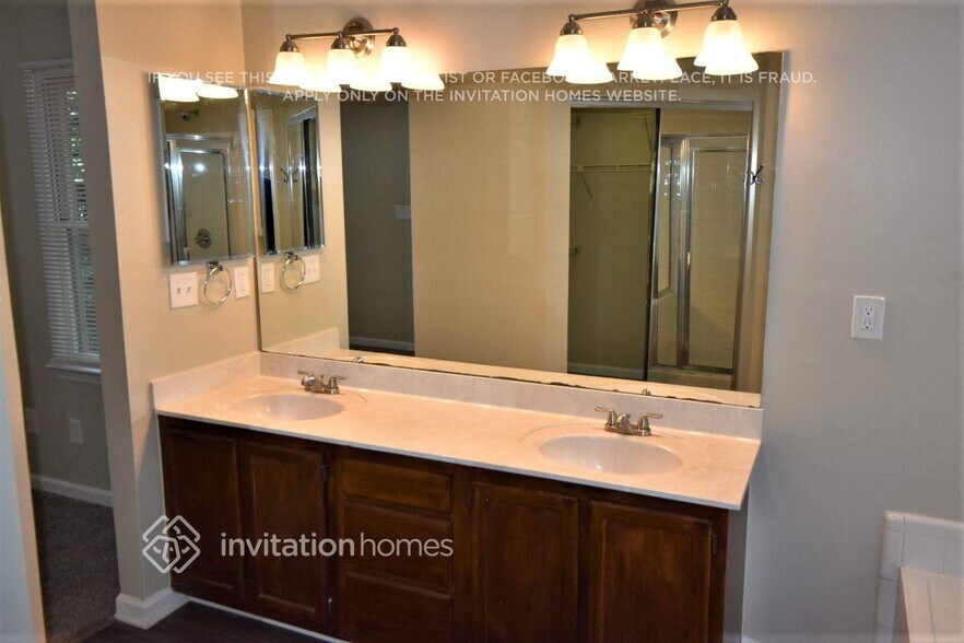 Building Photo - 5533 Bridford Pl