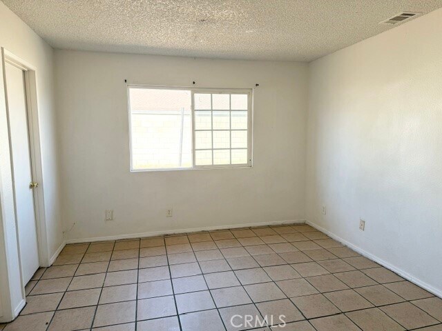Building Photo - 6855 Farrier Ave