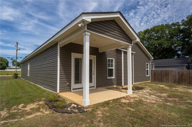 Building Photo - 1213 Branson St