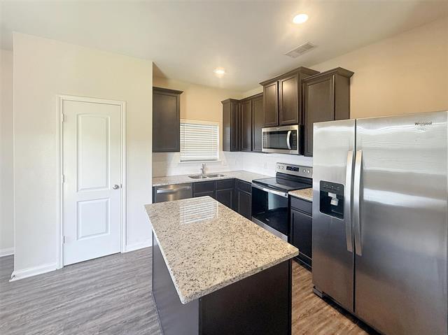 Building Photo - 1409 Park Trails Blvd