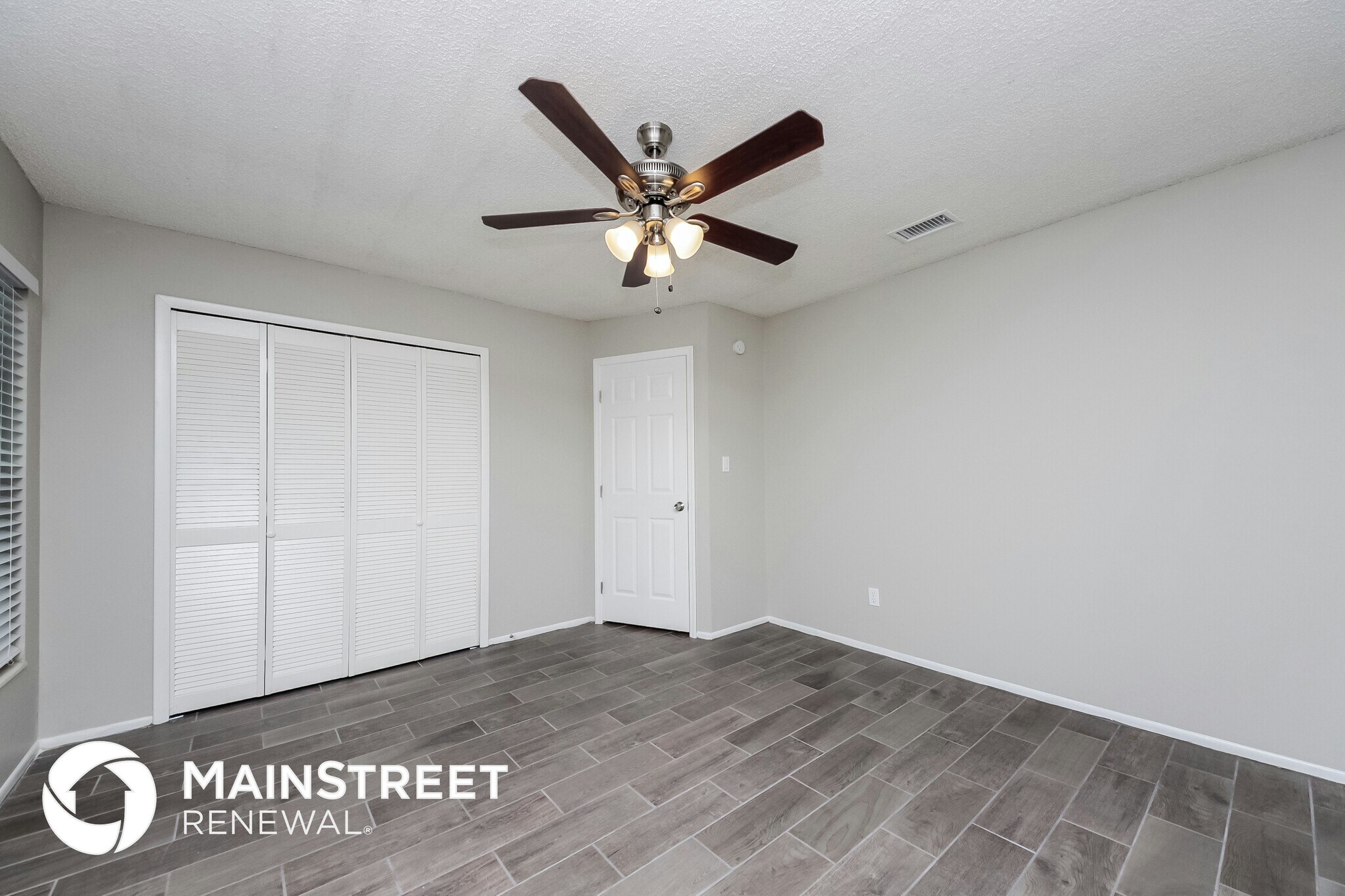 Building Photo - 1008 Armada Ct