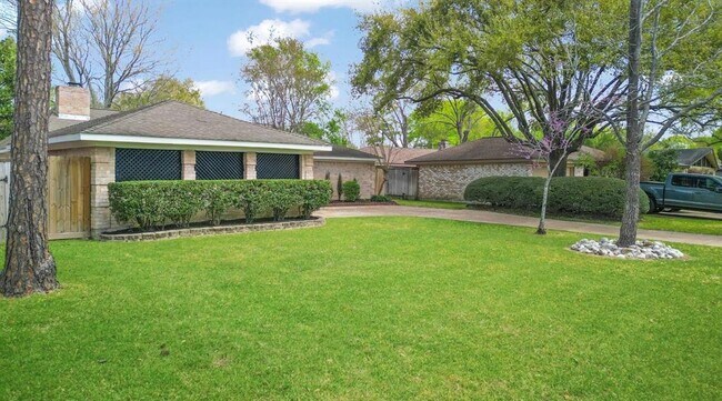 Building Photo - 14306 Locke Ln