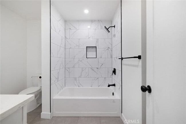 Building Photo - 17000 Burbank Blvd