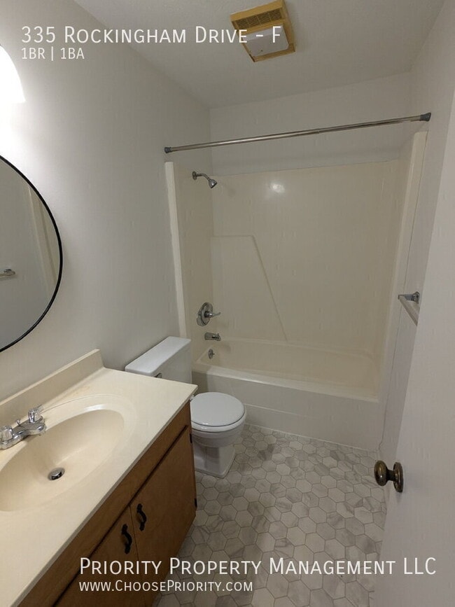 Building Photo - 335 Rockingham Dr