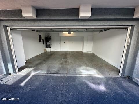 Building Photo - 2401 E Rio Salado Pkwy