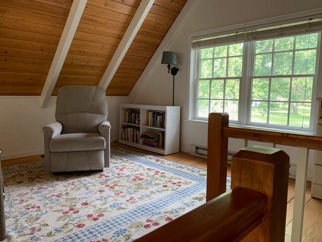 Building Photo - 3207 Carpenter Rd