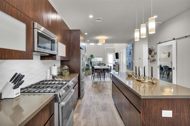 Building Photo - 2209 Padron Pl