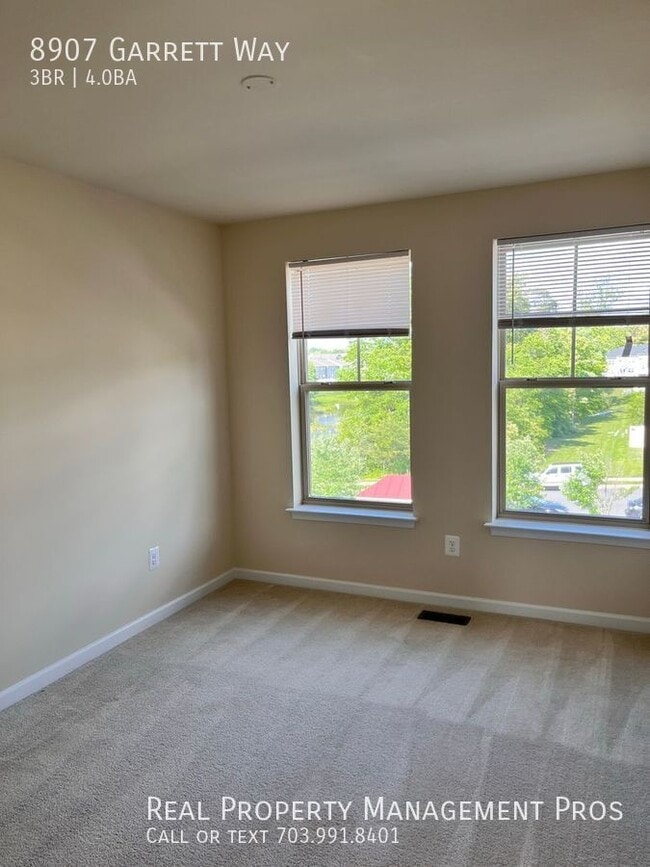 Building Photo - 8907 Garrett Way