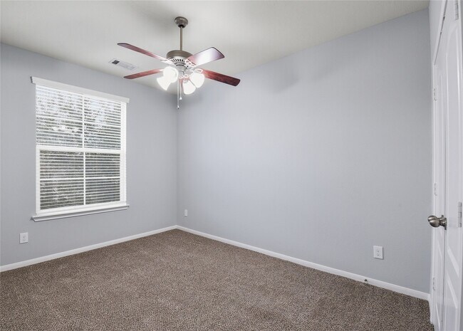 Building Photo - 17142 Amarose Dr