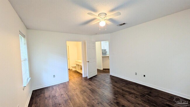 Building Photo - 6335 Mers Ln