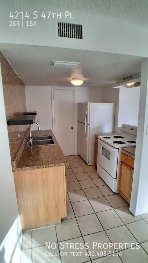 Building Photo - 4214 S 47th Pl