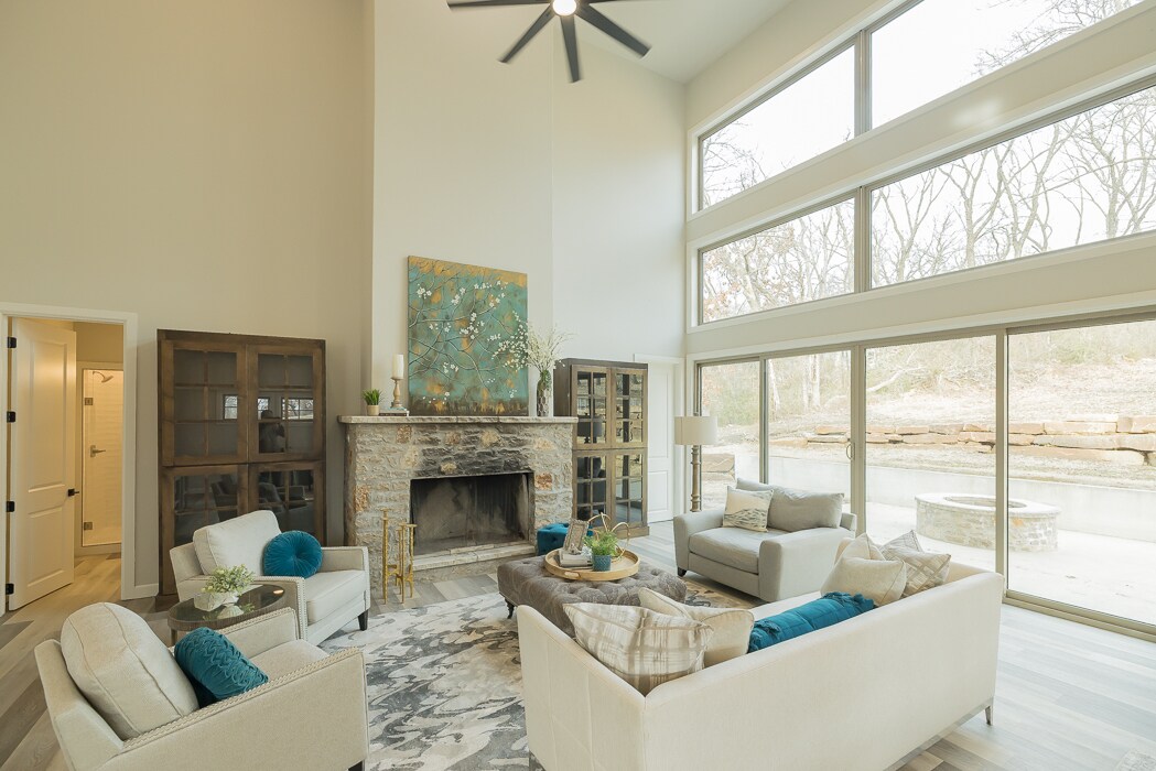Building Photo - 3405 Redbud Ln