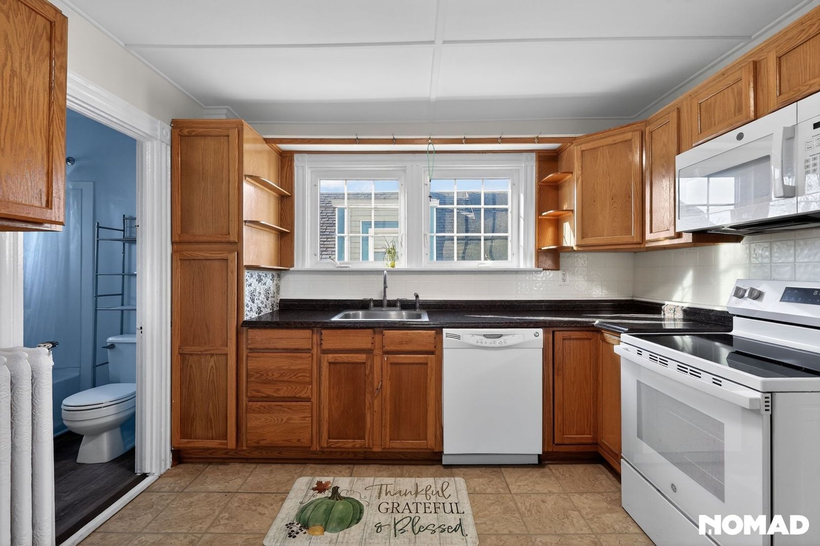 Building Photo - 21 Hall Ave